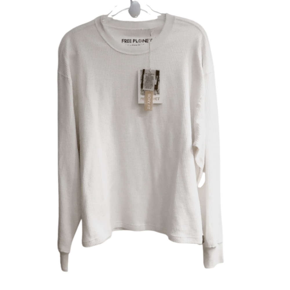NWT FREE PLANET TOP